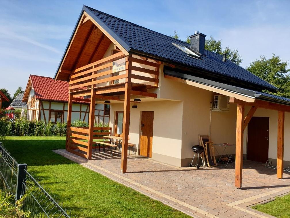 Osada Cztery Pory Roku - Dom Jesien Villa Kopalino Exteriör bild