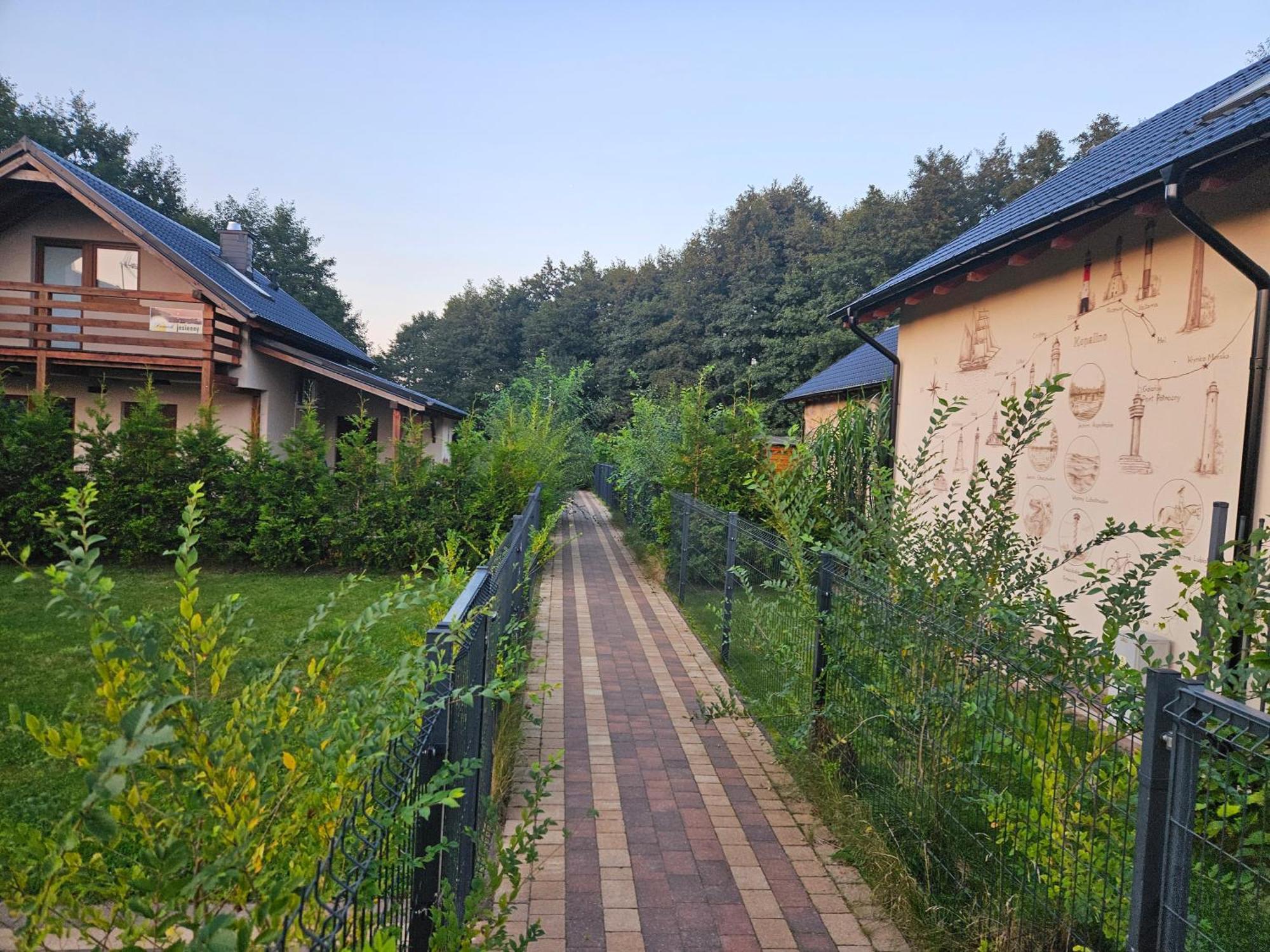 Osada Cztery Pory Roku - Dom Jesien Villa Kopalino Exteriör bild
